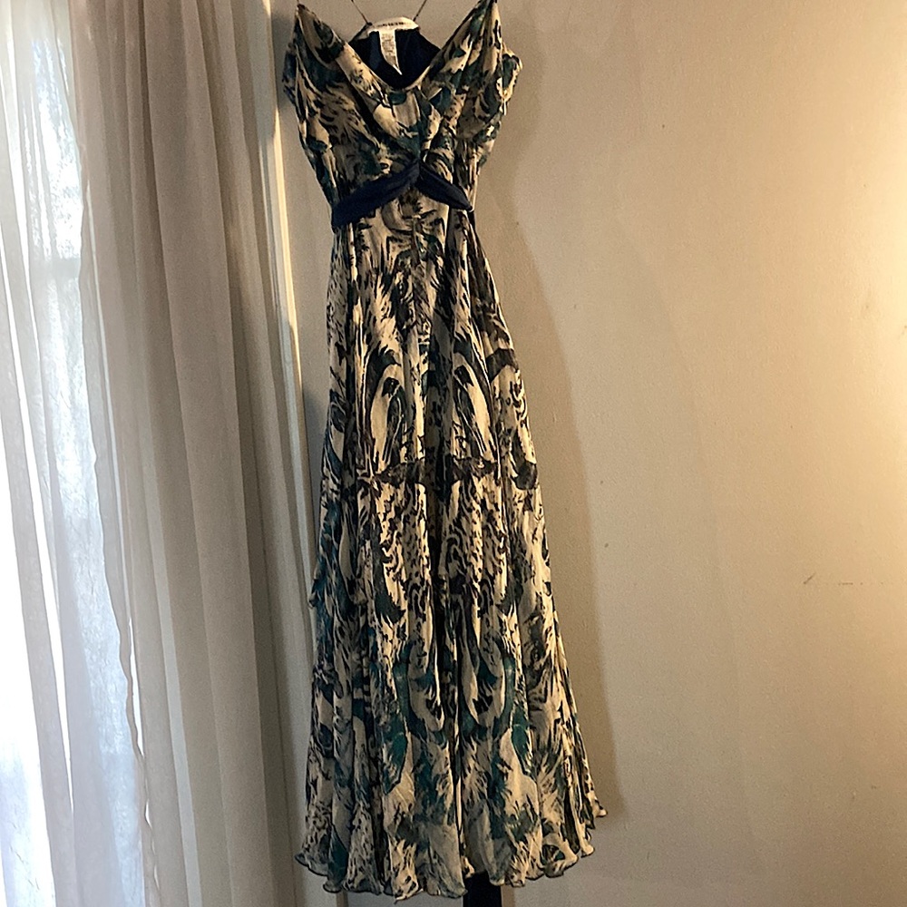 Gorgeous Diane vonFursteinburg silk dress.